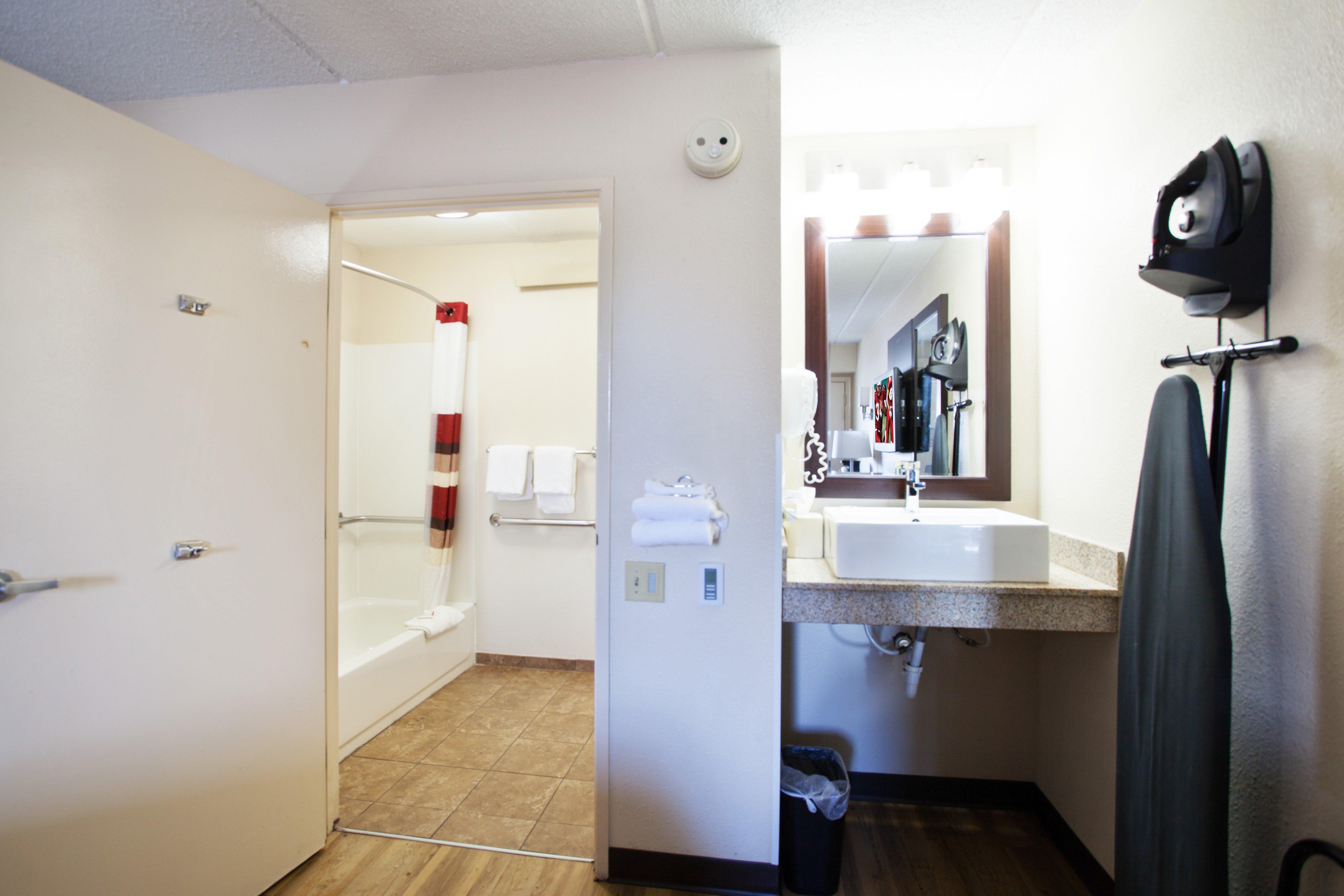 Red Roof Inn Plus+ Nashville Fairgrounds Bagian luar foto