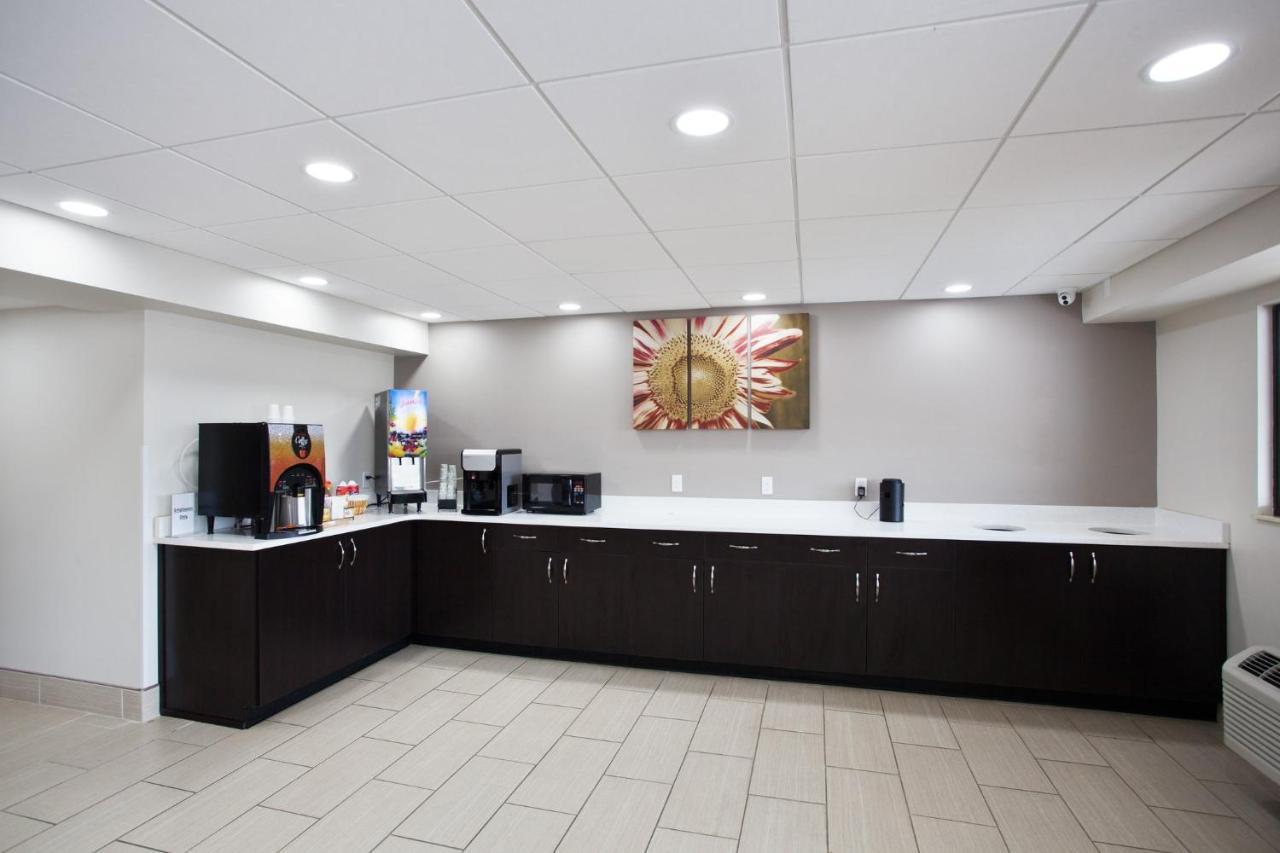 Red Roof Inn Plus+ Nashville Fairgrounds Bagian luar foto