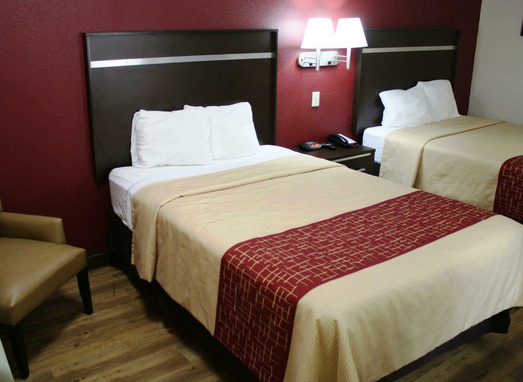 Red Roof Inn Plus+ Nashville Fairgrounds Bagian luar foto