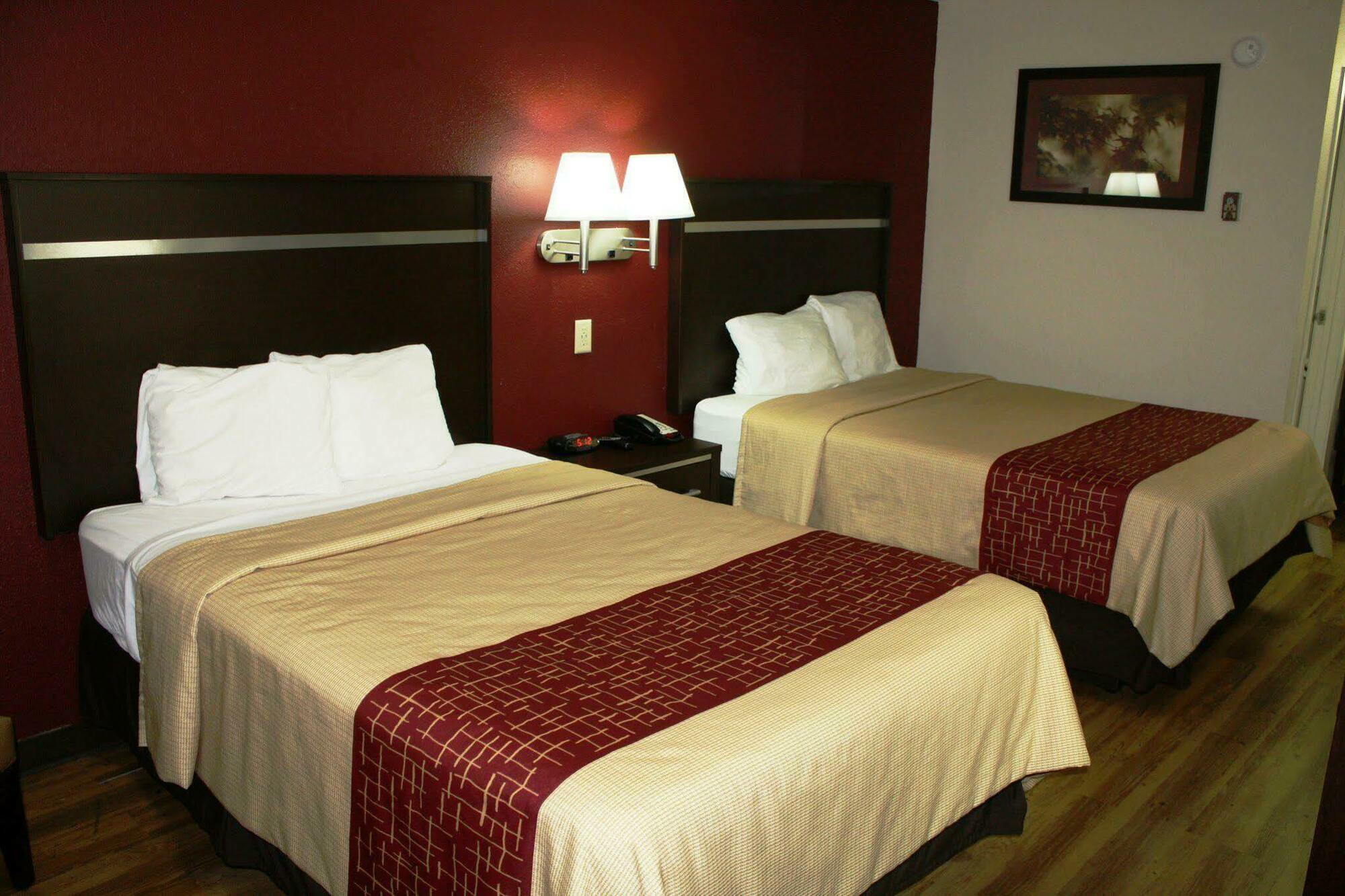 Red Roof Inn Plus+ Nashville Fairgrounds Bagian luar foto