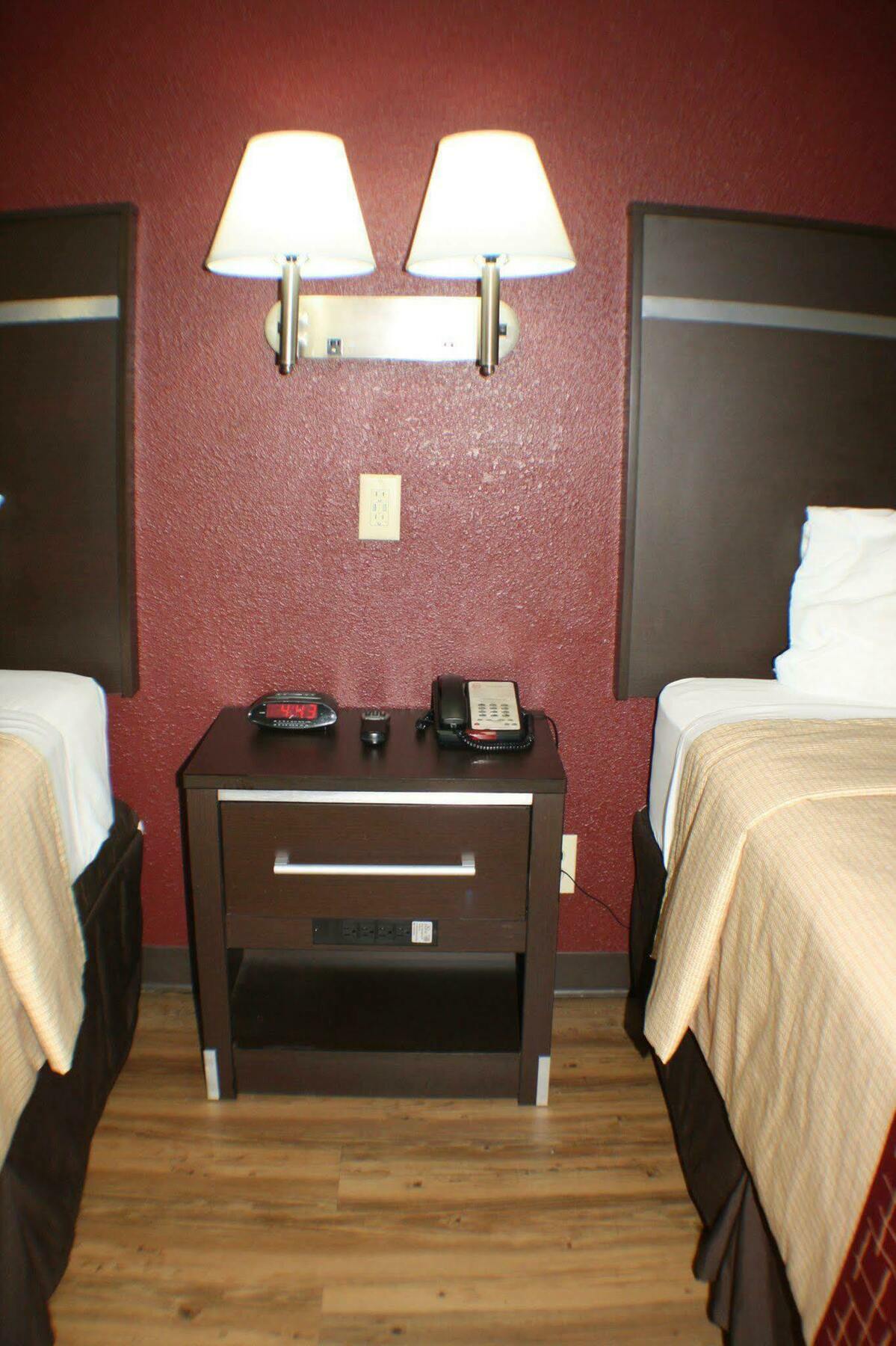 Red Roof Inn Plus+ Nashville Fairgrounds Bagian luar foto
